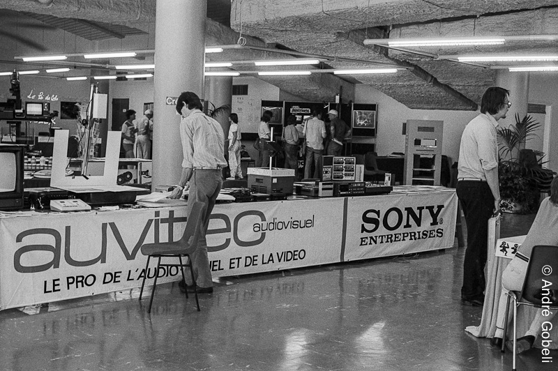 1983