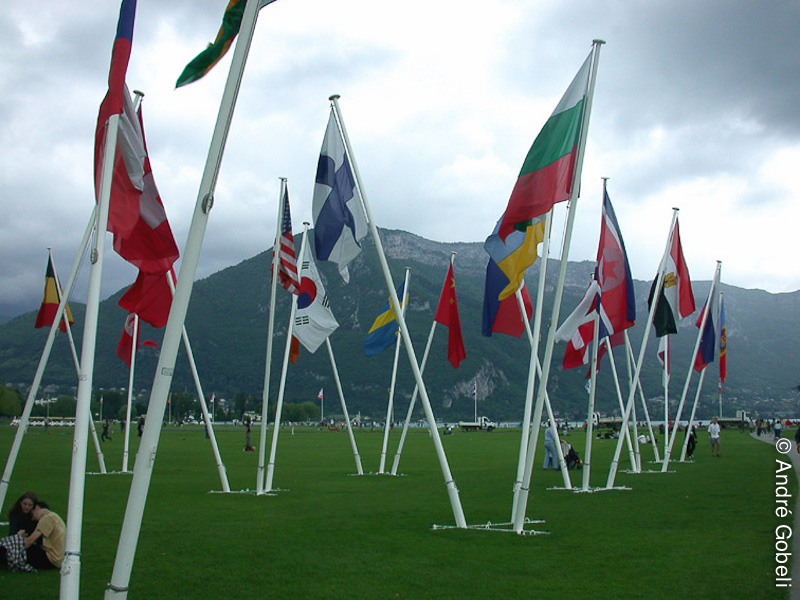 Drapeaux sur le Pâquier Annecy Drapeaux sur le Pâquier Annecy