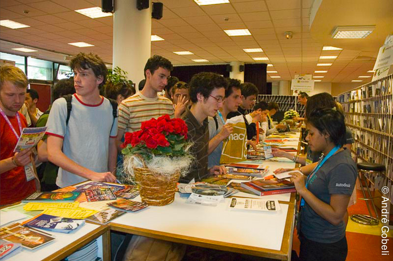 Ouverture du festival avec Oswaldo Cavandoli