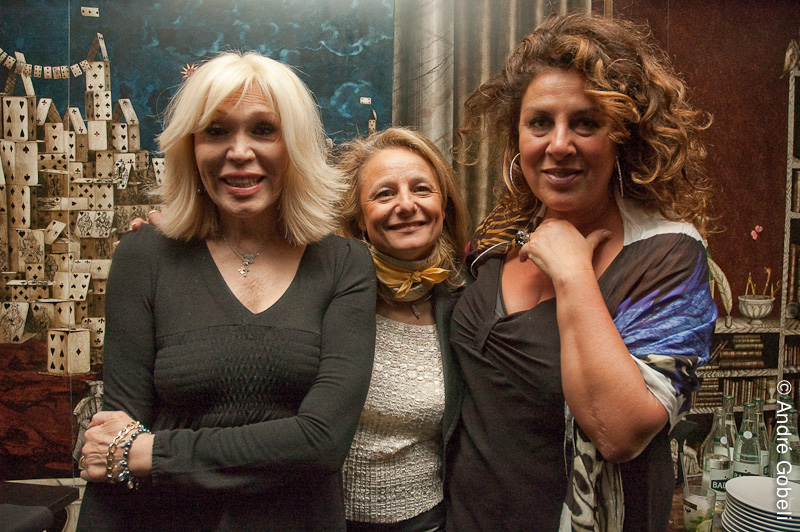Amanda Lear, Tiziana Loschi, Marianne James
