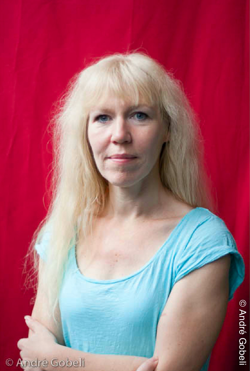Jessica Lauren " Wem Blöder?", Suède
