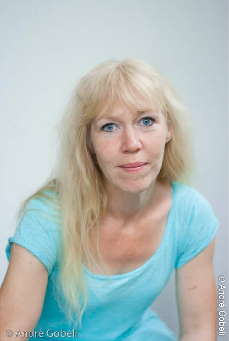 Jessica Lauren " Wem Blöder?", Suède