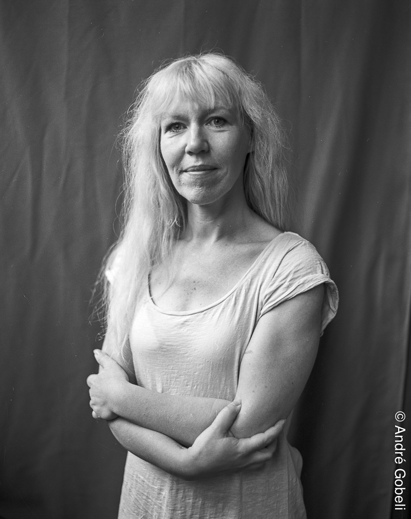 Jessica Lauren " Wem Blöder?", Suède
